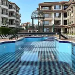 Pool Apartment On The Beach