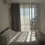 Sunny Island Studio