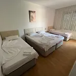 Guest Hause Eren