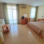 Family Hotel Selena