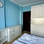 Green Paradise Deluxe Apartments