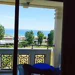 Private Apartment In Green Life Beach Resort