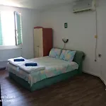 Summer Sz Guest House
