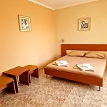 Family Hotel Karel
