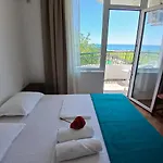 Sunny Island Obzor