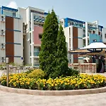Sun City I Studio Apartment With Free Parking Place