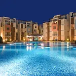 Sun City I Studio Apartment With Free Parking Place