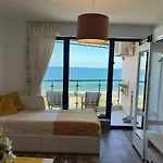 8 Steps To The Beach