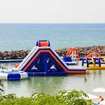 Hotel Sofia Beach