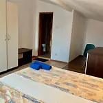 Paunovi Guest House