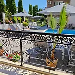 Divela 3 Apartments