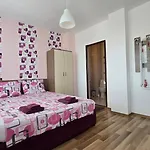 Estreya