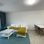 Peter House - Free Parking