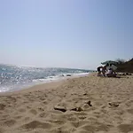 The Cliff Beach Studio