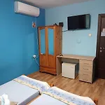 Rooms More