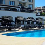 Oasis Luxury Apartments