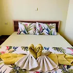 Kastela Guest House
