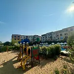 Lily Beach Flat Sunrise, Sozopol, Kavatsi