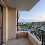 Designer Apartments By The Sea
