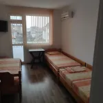 Kirovi House - Guest Rooms