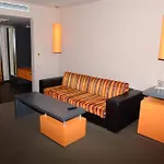 North Beach Hotel