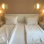 Sunrise Apartments