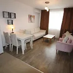 Villa Aria - Menada Apartments
