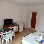 Стаи За Гости Ники