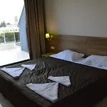 Tm Deluxe Hotel