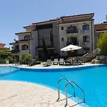 Nice 2 Bedroom Apartment With Sea And Poolview Near Aheloy