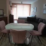 Студио Орхидея Сарафово Лукс С Изглед Към Морето