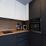 Spacious, Free Parking, 3Min Beach, Flora Panorama