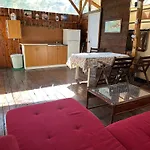 Каравана Мая