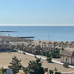 Amazing One Bedroom Sea Nest Near Dinevi Marina