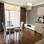 Sea Front View Studio Apartment - Dolce Vita 2