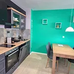 Greenlife Beach Residence G06