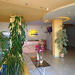 Hotel Sun