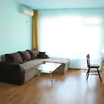 Apartment Aya