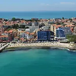 Beach Apartment Melina
