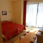 Guest House Red