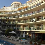 Tomi Family Apartments