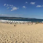 Sunny Cove Apartments