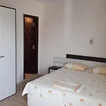 Sunrise Apartment