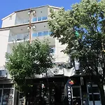 Central Guesthouse