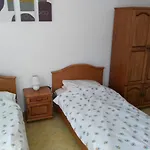 Two-Bedroom Apartment Bravo 5