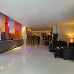 Tang'S Hotel