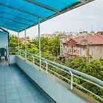 Spacious & Sunny Maisonette With Terrace Near Centre By Flаt Manаger
