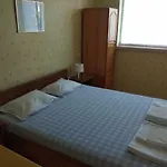 Moni Apartment