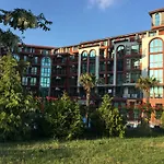 Chateau Del Marina 2-Level Apartments