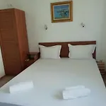 Guest House Kera